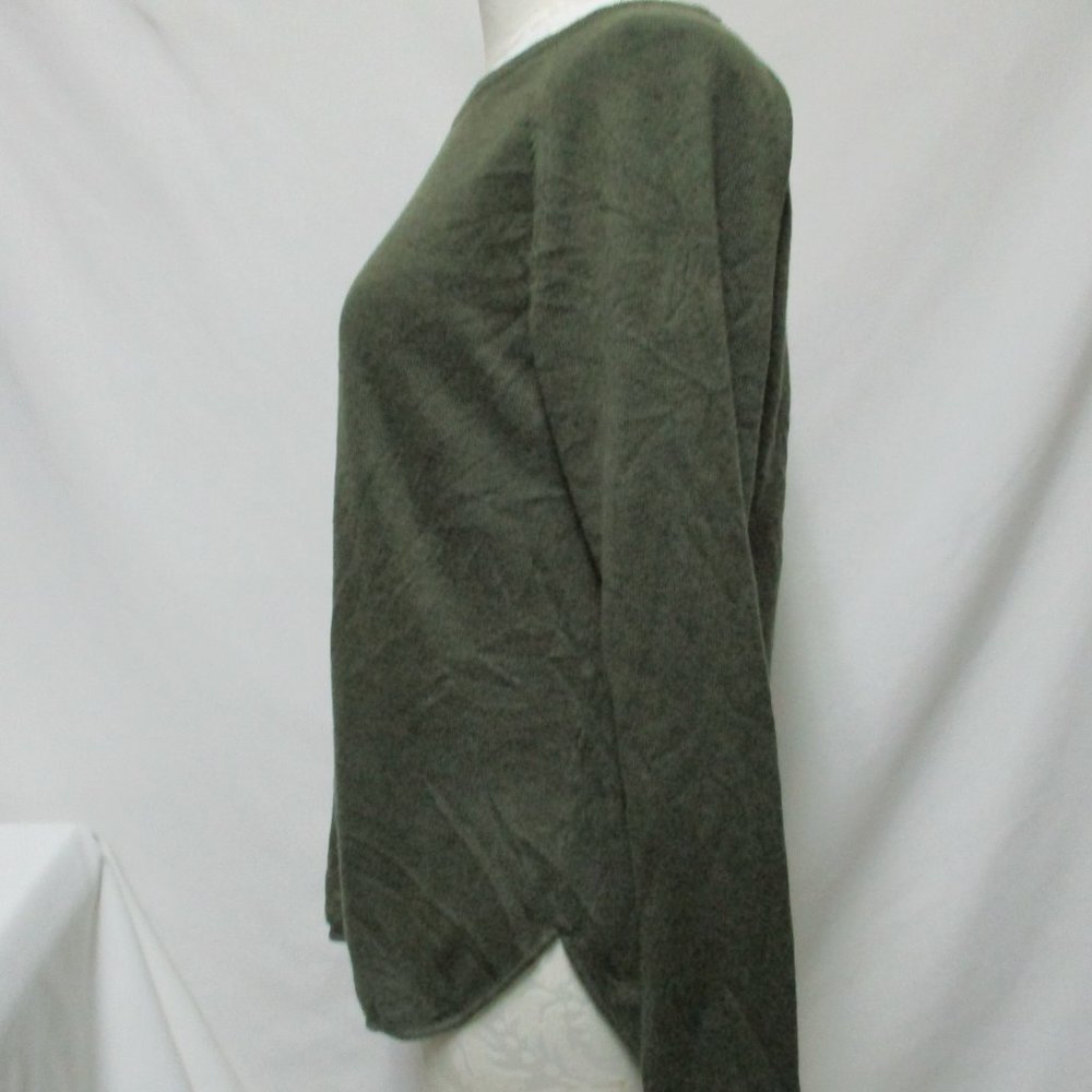 M Magaschoni Back Button Sweater Top Pullover Oli… - image 2